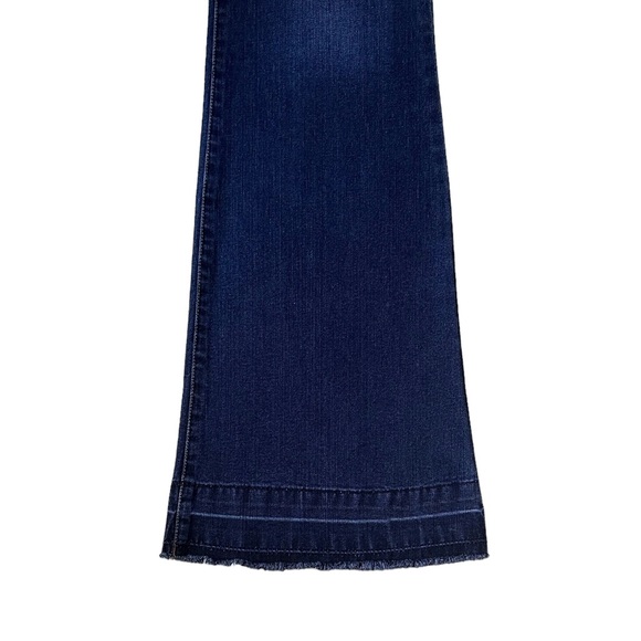 BeBe Medium Wash Raw Hem Flare Jeans Size 28 - Picture 4 of 8